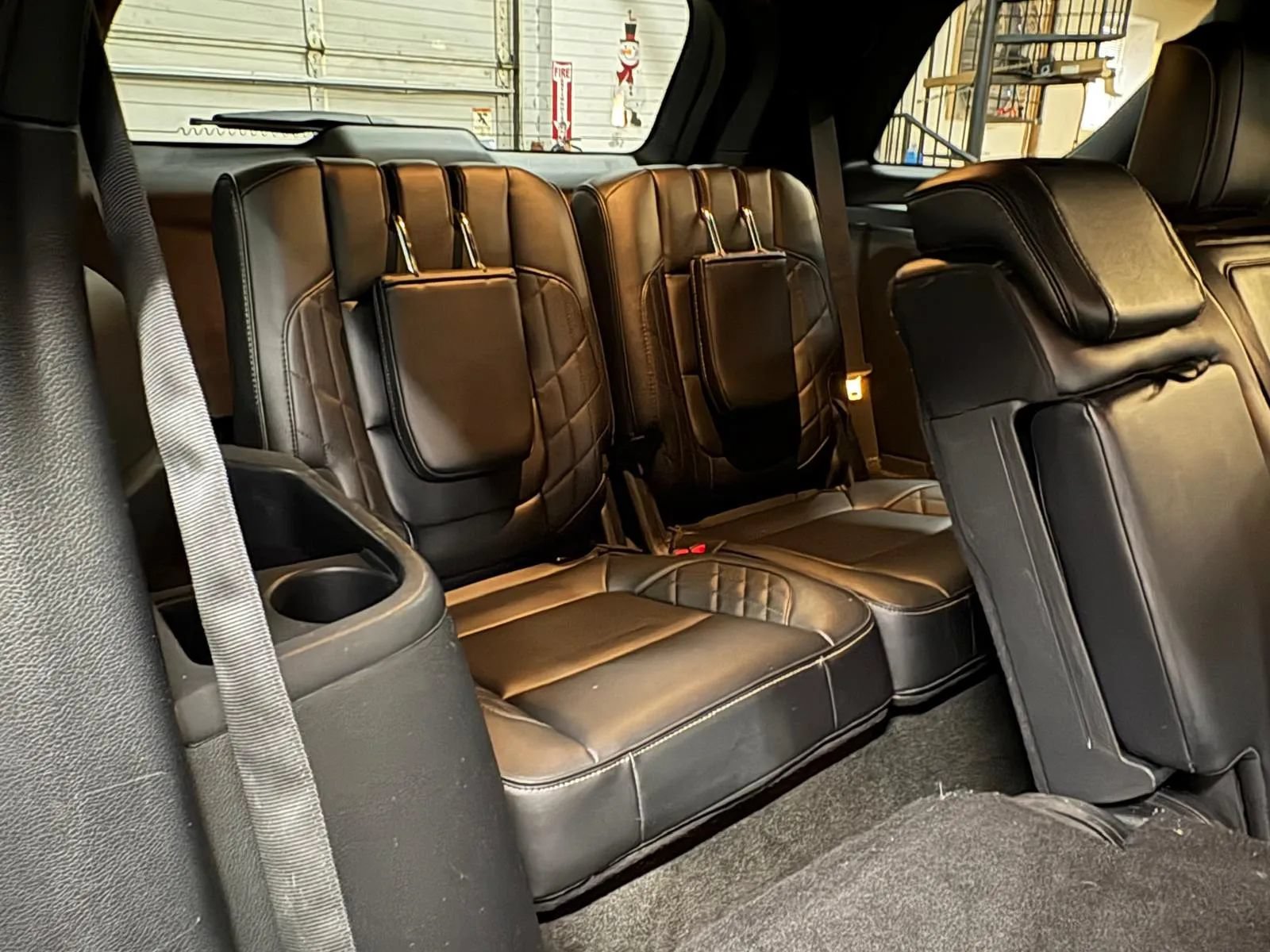Used 2018 Ford Explorer Platinum AWD/4WD image 25