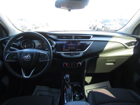 Used 2021 Buick Encore GX Preferred w/ Cold Weather Comfort Package image 9