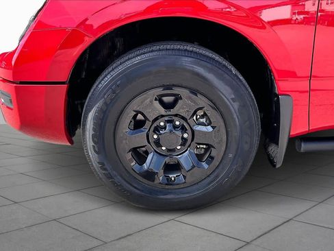 Used 2023 Nissan Titan S w/ S Utility Package image 10