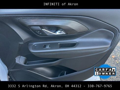 Used 2022 GMC Terrain SLT w/ LPO, Floor Liner Package image 25