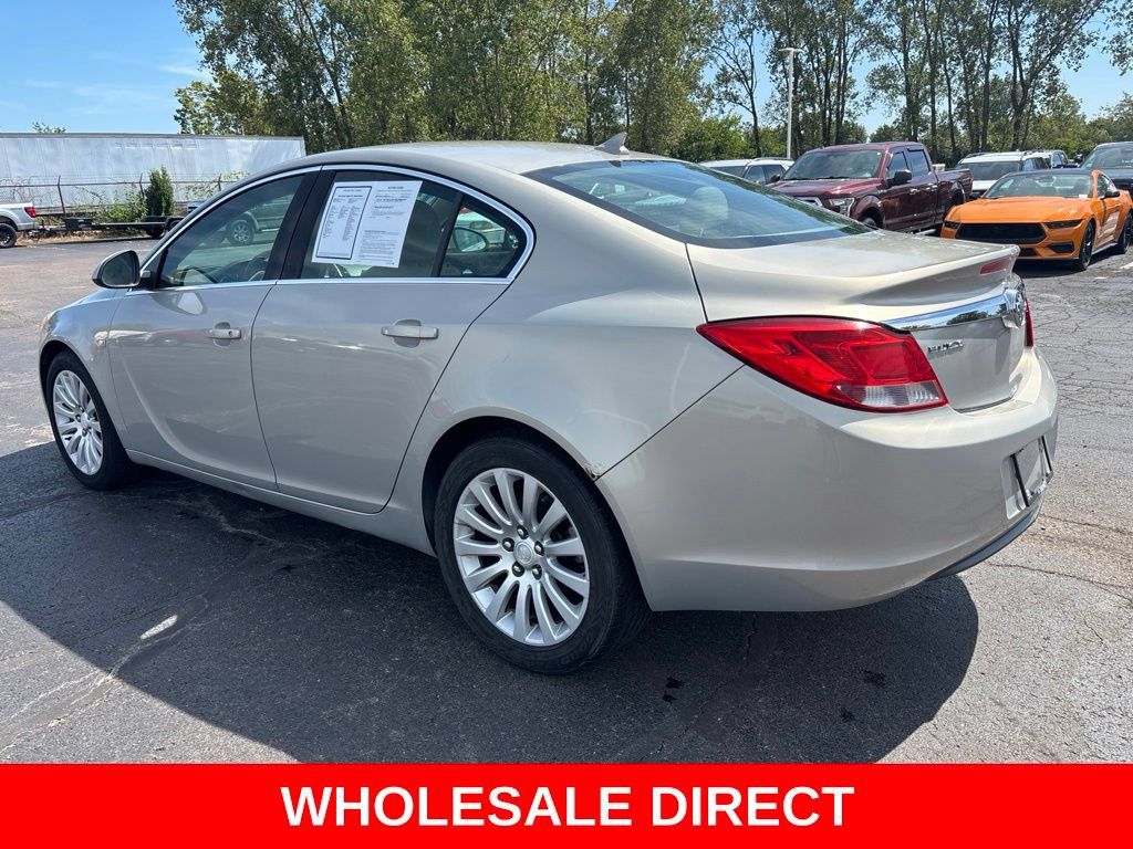 Used 2011 Buick Regal CXL FWD image 3