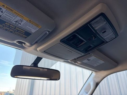 Used 2019 Toyota 4Runner SR5 w/ Phone Cable & Charge Package image 23