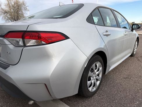 Used 2023 Toyota Corolla LE image 12