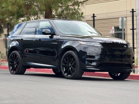 Used 2025 Land Rover Range Rover Sport Autobiography AWD/4WD image 8
