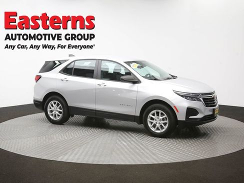 Used 2022 Chevrolet Equinox LS image 48