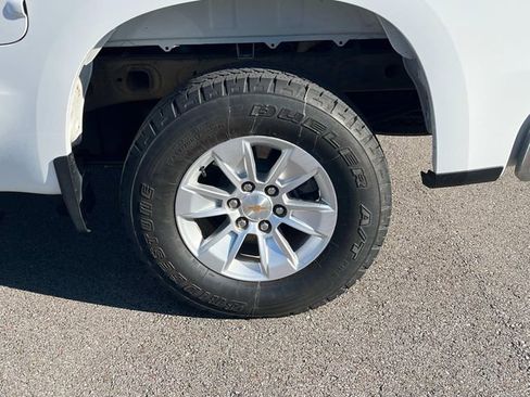 Certified 2025 Chevrolet Silverado 1500 LT w/ Work Truck Package image 13