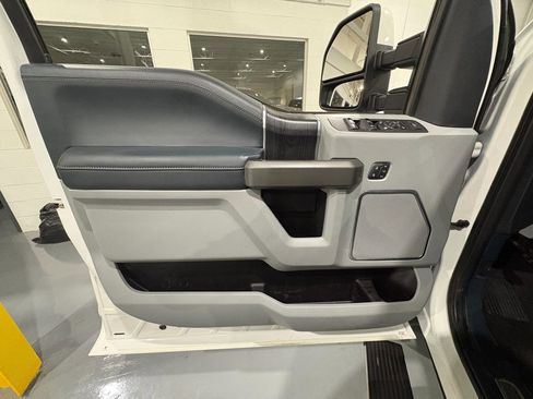 Used 2022 Ford F350 Limited w/ Snow Plow Prep Package image 36