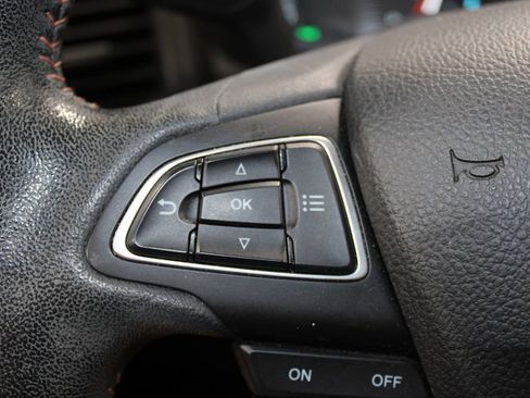 Used 2021 Ford EcoSport SE w/ SE Convenience Package image 18