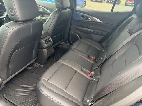 New 2026 Chevrolet Equinox EV LT image 11