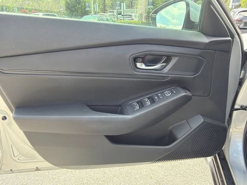 Used 2024 Honda Accord EX image 12