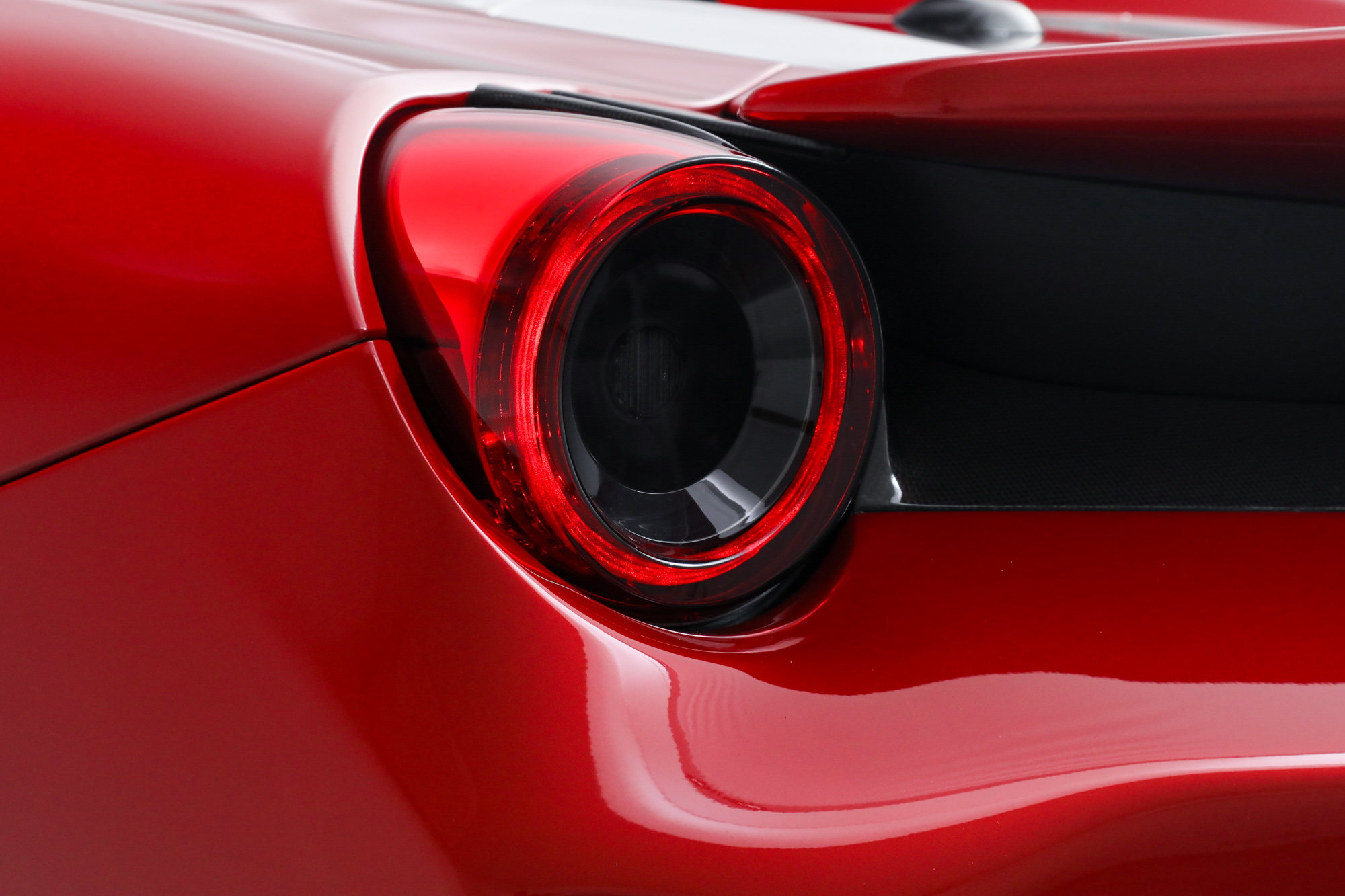 Certified 2020 Ferrari 488 Pista Spider RWD image 20