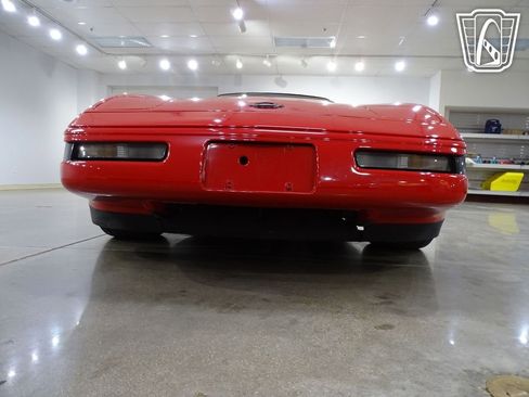 Used 1992 Chevrolet Corvette Convertible image 26