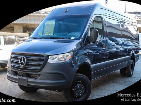 Used 2024 Mercedes-Benz Sprinter 3500 image 1