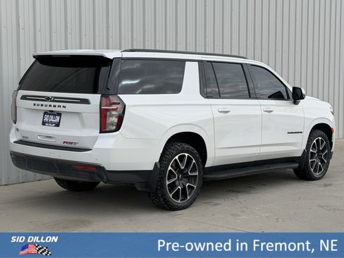 Used 2022 Chevrolet Suburban RST w/ Luxury Package image 4