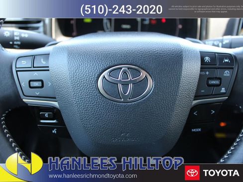 Certified 2025 Toyota Camry SE w/ Convenience Package image 26