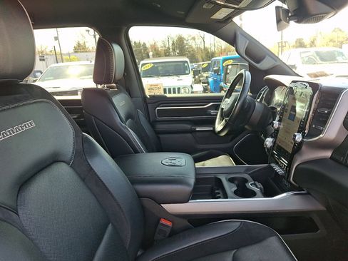 Used 2023 RAM 1500 Laramie image 11