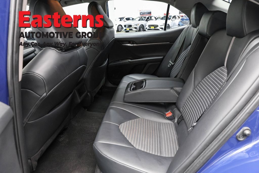 Used 2024 Toyota Camry SE FWD image 20