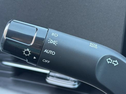 Used 2026 Hyundai Kona SEL Premium image 20