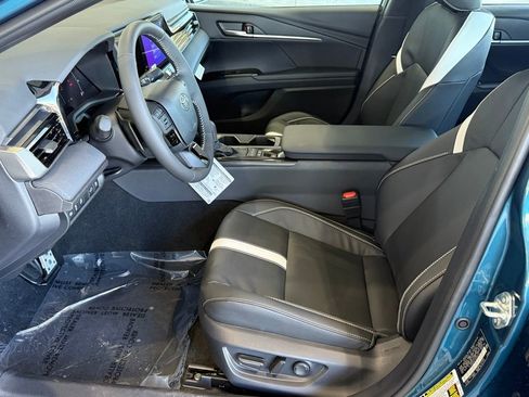 New 2026 Toyota Camry SE image 16