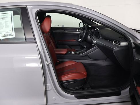Used 2023 Kia K5 GT-Line image 31