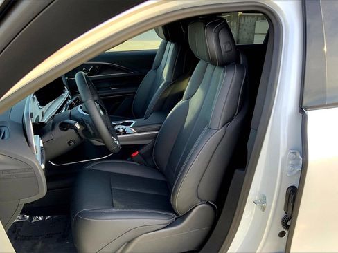 New 2025 Cadillac Lyriq Sport image 12