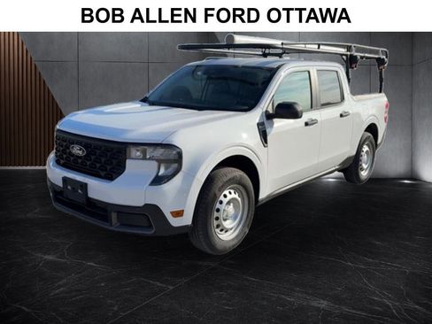 Used 2025 Ford Maverick XLT w/ Equipment Group 302A AWD/4WD image 1