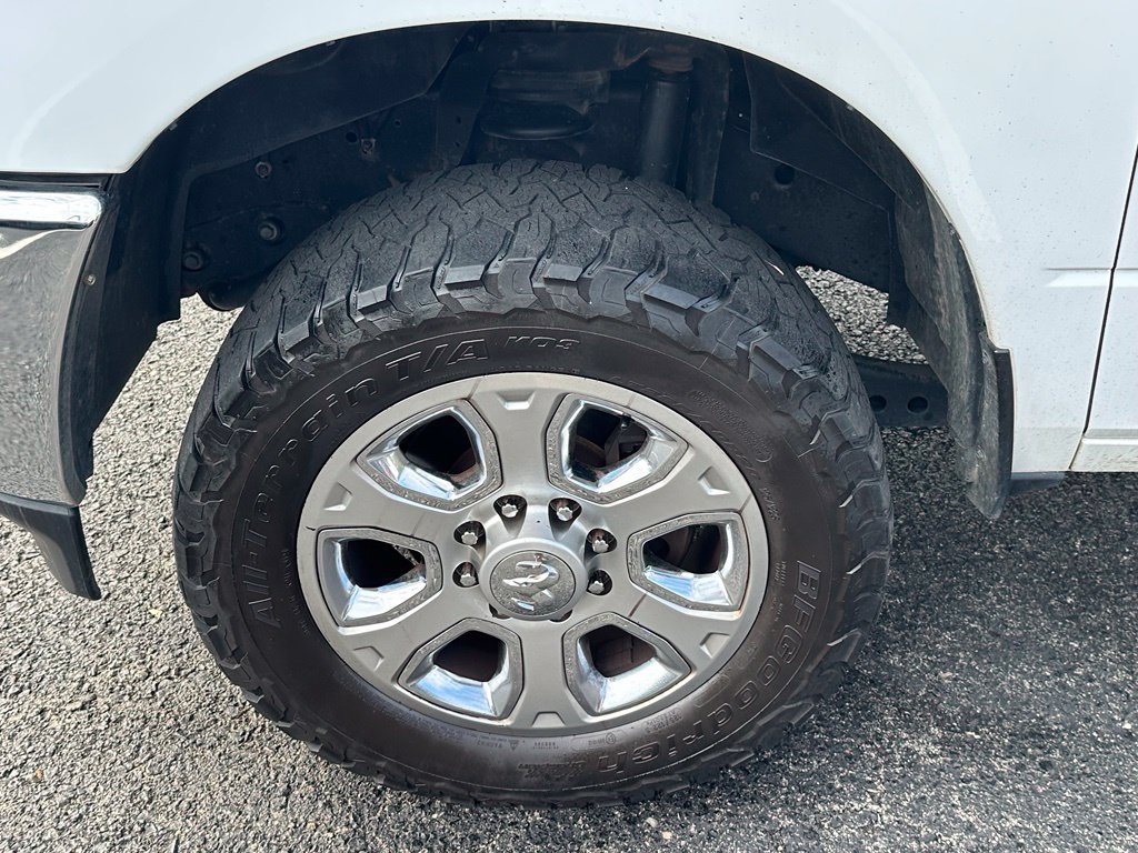 Used 2021 RAM 3500 Tradesman w/ Chrome Appearance Group AWD/4WD image 6