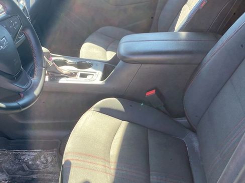 Used 2023 Chevrolet Equinox RS w/ LPO, Floor Liner Package image 13