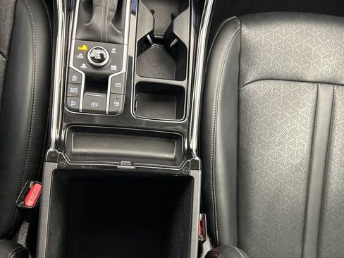 Used 2023 Kia Sorento SX AWD/4WD image 15