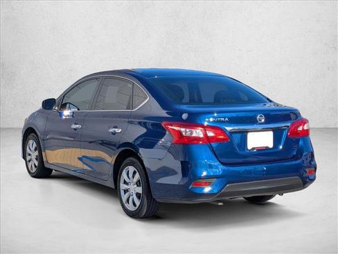 Used 2018 Nissan Sentra S image 8