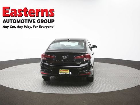 Used 2020 Hyundai Elantra Limited w/ Winter Weather Package FWD image 40