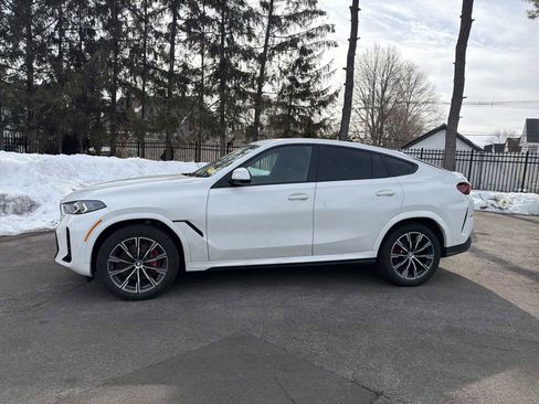 Certified 2024 BMW X6 xDrive40i w/ Executive Package image 3