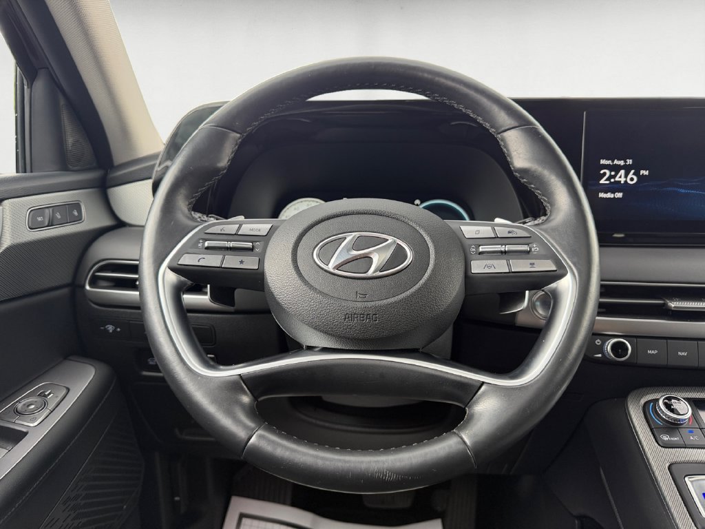 Certified 2024 Hyundai Palisade SEL w/ Premium Package AWD/4WD image 13