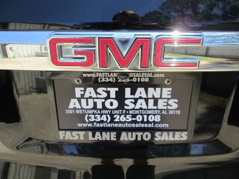 Used 2017 GMC Acadia Denali w/ Technology Package FWD image 53