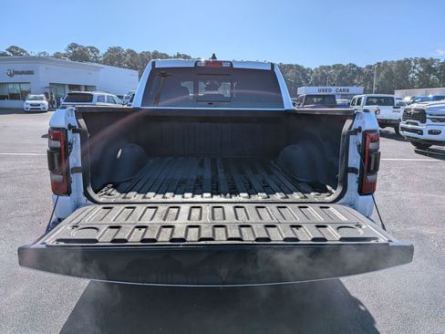Used 2024 RAM 1500 Laramie image 28