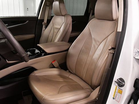 Used 2022 Lincoln Nautilus Reserve image 25