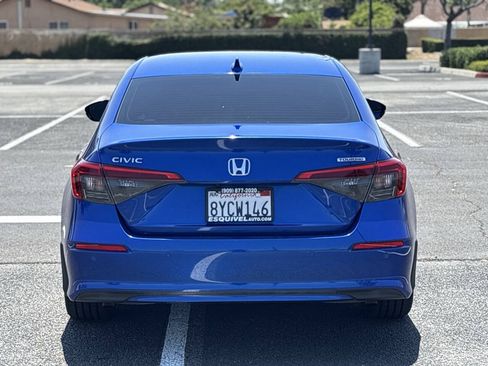 Used 2022 Honda Civic Touring image 6