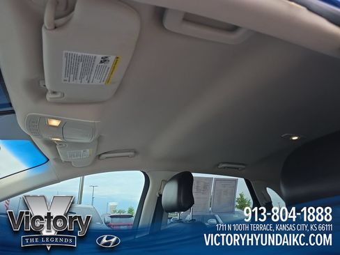 Used 2018 Ford Edge SEL w/ Equipment Group 201A AWD/4WD image 19
