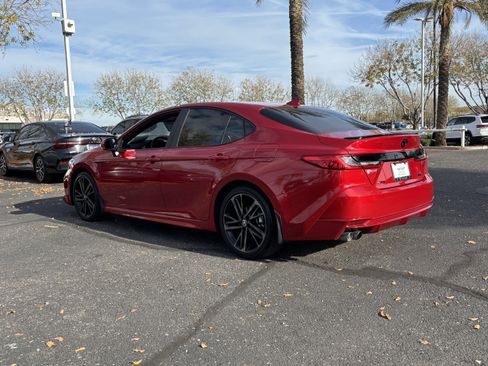 Used 2025 Toyota Camry XSE image 3