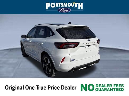 Used 2025 Ford Escape ST-Line Elite w/ Premium Technology Package image 28