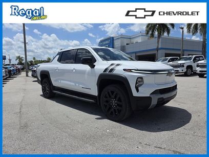New 2026 Chevrolet Silverado EV LT w/ LPO, Dark Package Plus