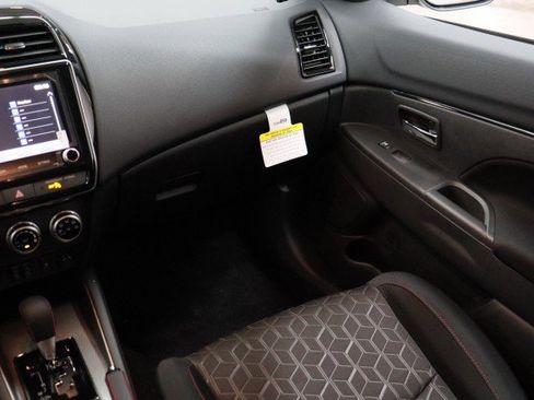 New 2026 Mitsubishi Outlander Sport LE AWD/4WD image 22