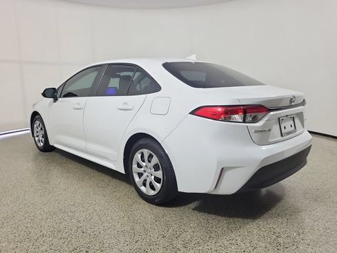 Used 2024 Toyota Corolla LE FWD image 7