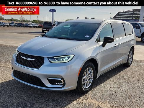 Used 2024 Chrysler Pacifica Touring-L image 1