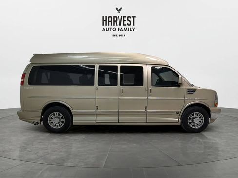 Used 2011 GMC Savana 2500 Extended image 8