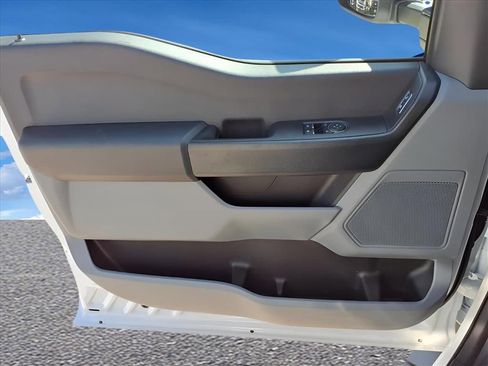 New 2025 Ford F550 4x4 Regular Cab Super Duty image 13