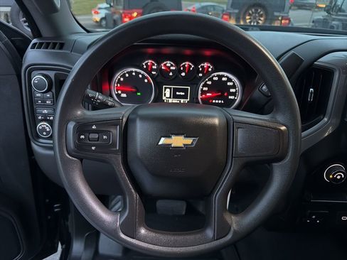 Used 2021 Chevrolet Silverado 1500 Custom image 39