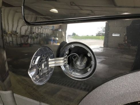 Used 2015 RAM 1500 Laramie Longhorn w/ Convenience Group image 15