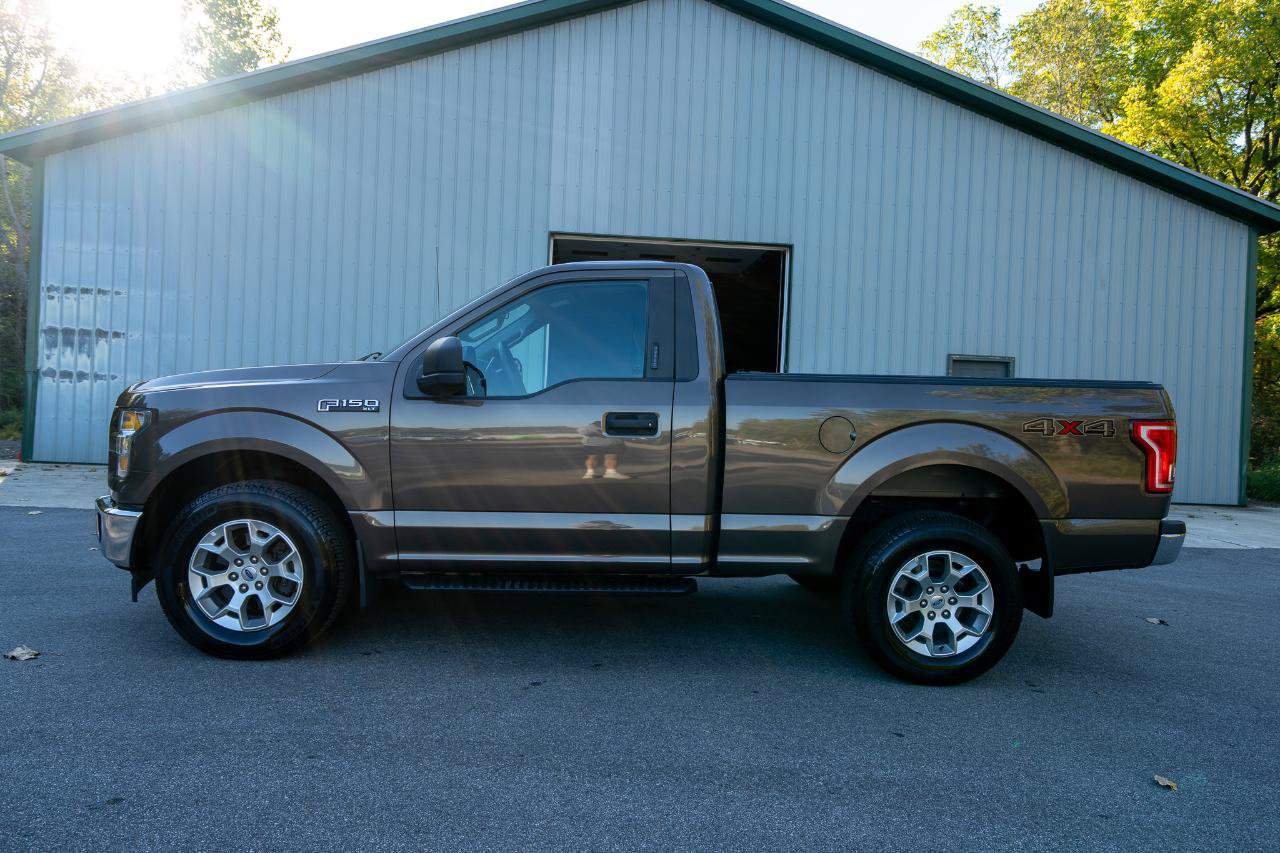 Used 2017 Ford F150 XLT AWD/4WD image 6