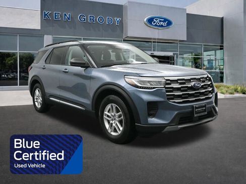 Certified 2025 Ford Explorer Active image 1